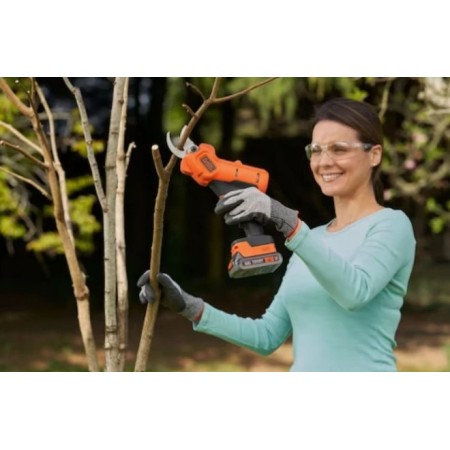 Forbici Elettriche Black and Decker a Batteria per Giardinaggio