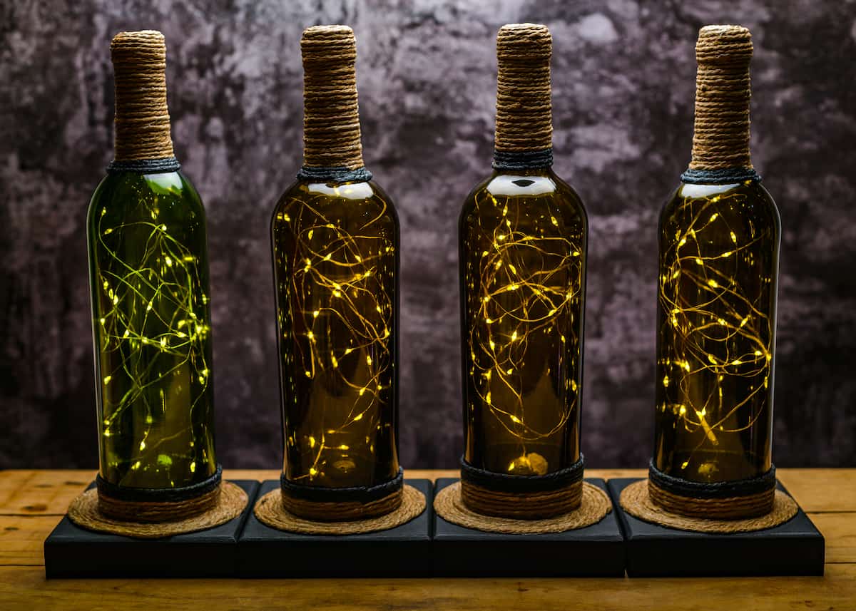 Come riutilizzare le bottiglie di vetro col fai da te: 10 modi